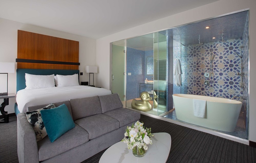 Andaz Sweet Suite + Andaz King